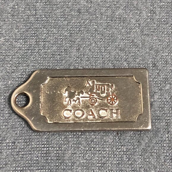 COACH 2" SILVER METAL EMBOSSED HORSE & CARRIAGE (RARE) BAG CHARM/HANG TAG/KEYFOB - Picture 1 of 3